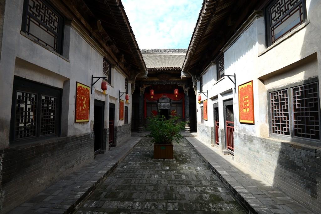 李家大院電視劇,李家大院電視劇，深度解讀其歷史底蘊(yùn)與當(dāng)代價值