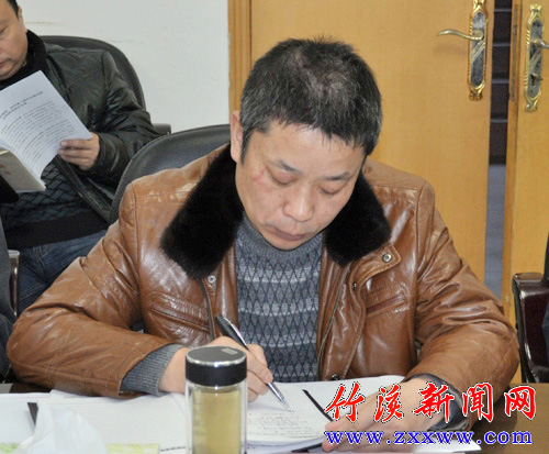 竹溪王璽引領(lǐng)科技潮流，高科技產(chǎn)品體驗(yàn)未來生活