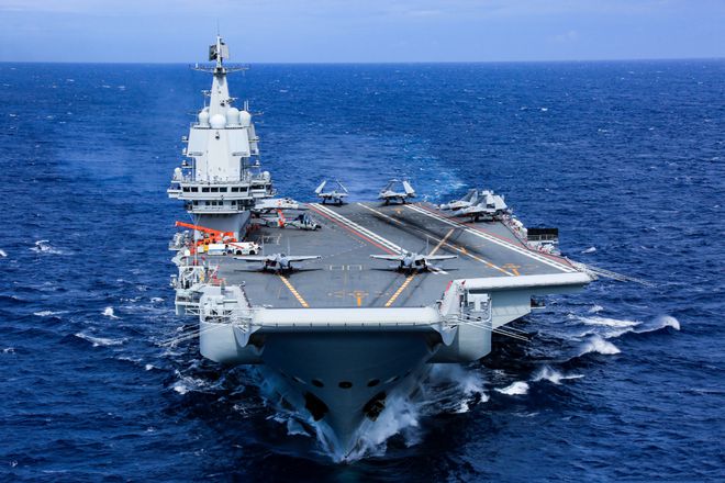 中國(guó)最新航空母艦，未來(lái)海疆的堅(jiān)實(shí)守護(hù)者