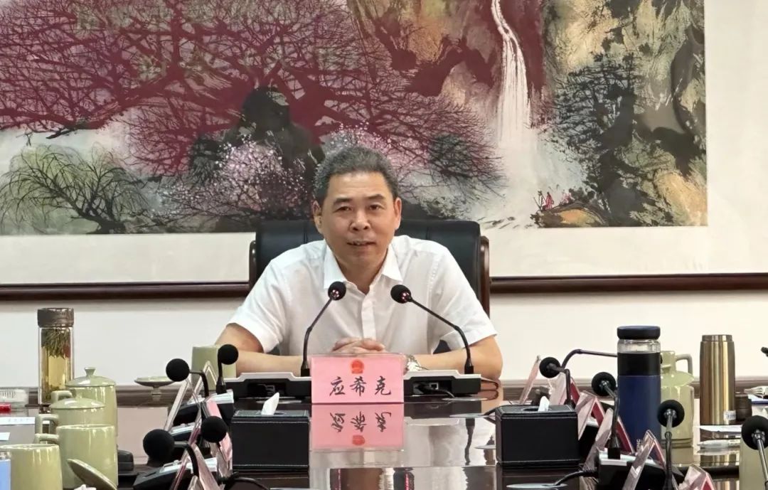 瑞安市賈建華的職務(wù)變革，領(lǐng)導(dǎo)者鑄就輝煌篇章的歷程