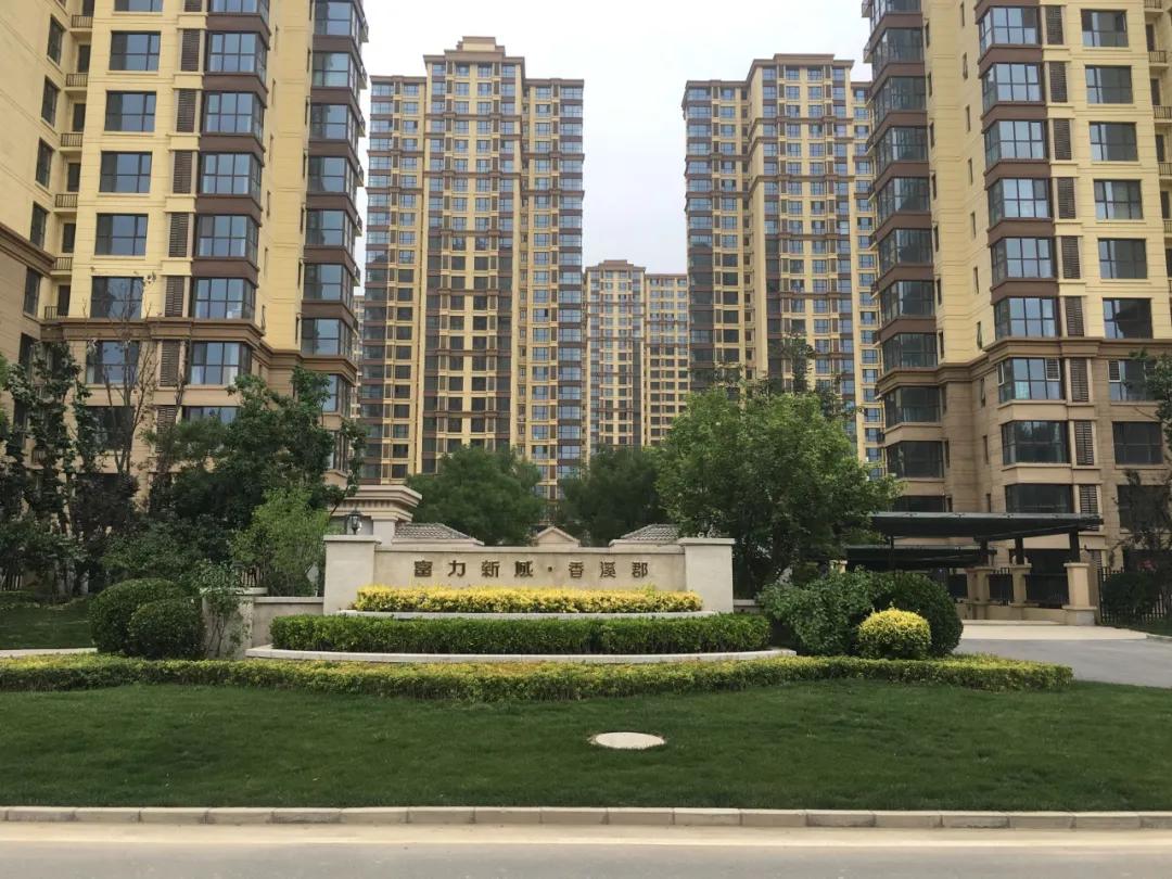 秀蘭左岸小鎮(zhèn)最新動態(tài)揭秘，自然美景探索之旅，尋找內(nèi)心平和寧靜的居所